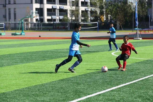 巴萨20轮联赛积39分 近20年来第二差战绩