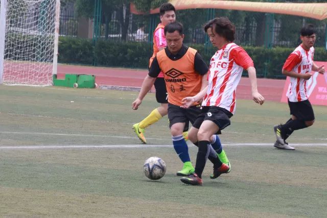 布伦森43分雄鹿不敌尼克斯4连败 猛龙力克奇才